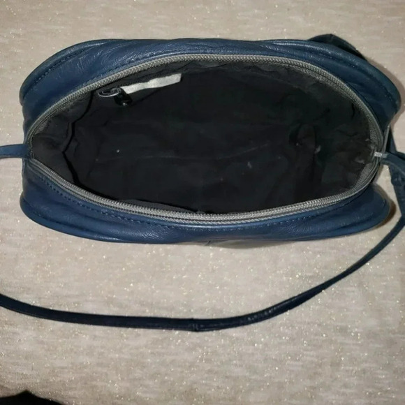 Vintage Blue leather small crossbody‎ - Picture 6 of 7